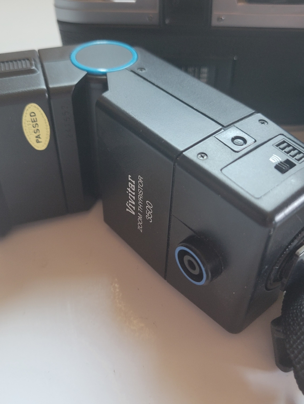 Minolta X-370 35mm Film Camera in Black and Silver with Extra Lenses(DW) - Picture 6 of 8